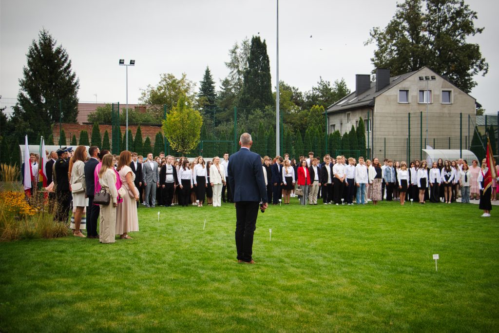 Po letnim wypoczynku szkoła znów tętni życiem!