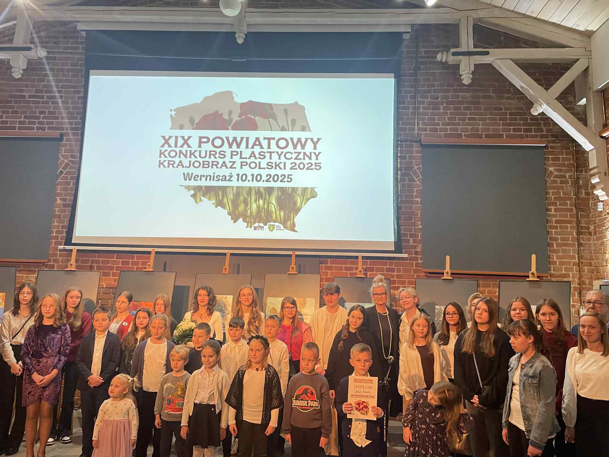 Uroczyste wręczenie nagród w ramach XIX Powiatowego Konkursu Plastycznego „Krajobrazy Polski 2025”