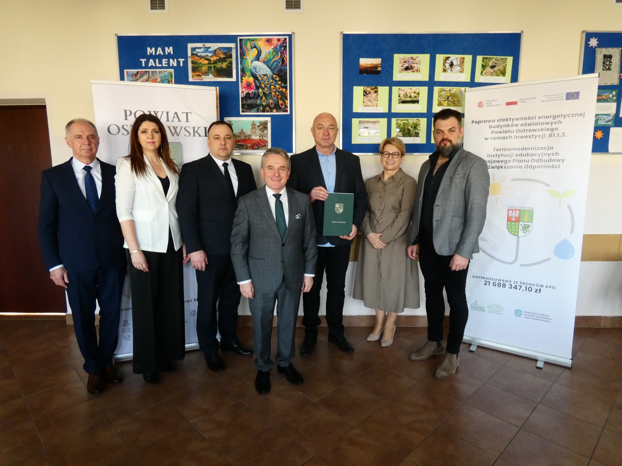 Powiat Ostrowski rozpoczyna realizację dużej inwestycji pn. „Poprawa efektywności energetycznej budynków oświatowych Powiatu Ostrowskiego”